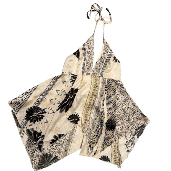 Urban Outfitters silence noise satin halter top. NWT - Picture 4 of 13